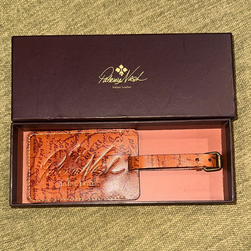 Patricia Nash Tan Leather Tag Holder
